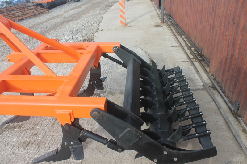 Плуг чизельный ПЧН-1,6 с зубчатым катком купить в Ростове-на-Дону – «БДН-АгроКубань», 9