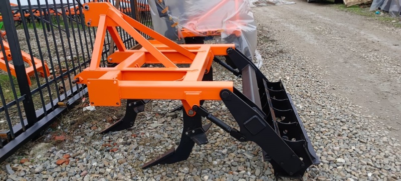 Плуг чизельный ПЧН 1,6 с планчатым катком купить в Ростове-на-Дону – «БДН-АгроКубань», 4