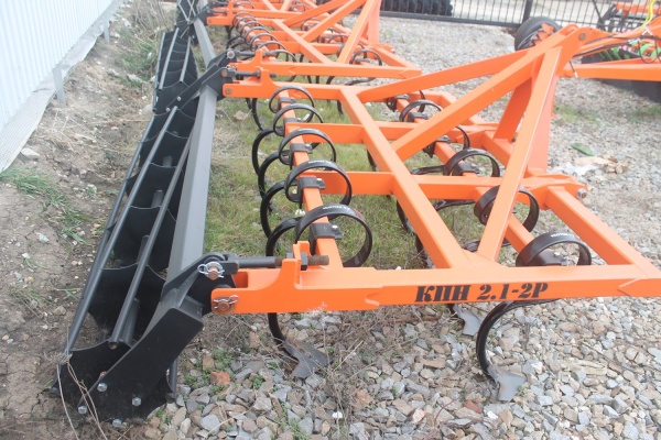 Культиватор универсальный марки КПН 2,1-2Р, 11 рабочих органов купить в Ростове-на-Дону – «БДН-АгроКубань», 2