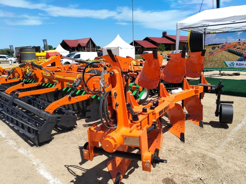 Плуг навесной оборотный 3/35+1 купить в Ростове-на-Дону – «БДН-АгроКубань», 6