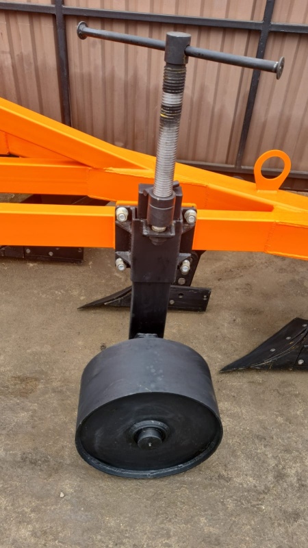 Плуг отвальный ПЛН 3-35 (3 корпуса) купить в Ростове-на-Дону – «БДН-АгроКубань», 4